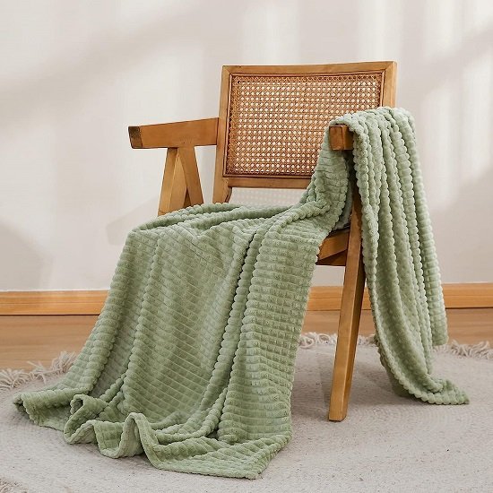 Luxury Flannel Fleece Super Soft Home Furnishing Throw Blanket with Stereoscopic Grid Design (Sage Green, 50"x70")